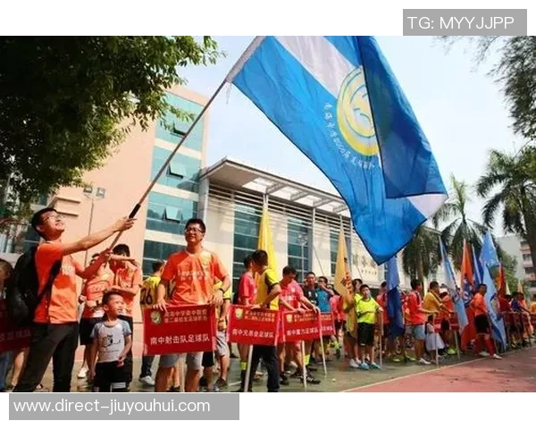 重温青春岁月同学会足球赛激情四溢共聚一堂展现友谊与团队精神